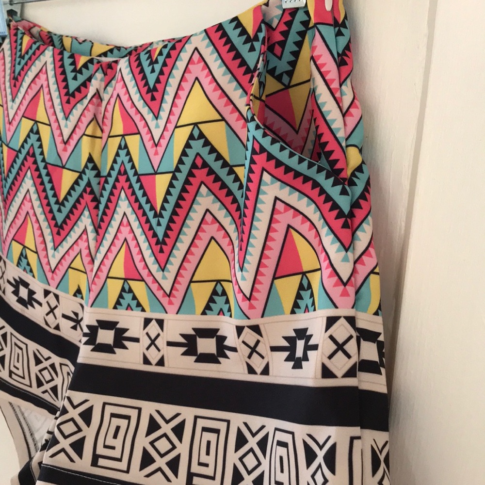 Shorts - Picture 3 of 3